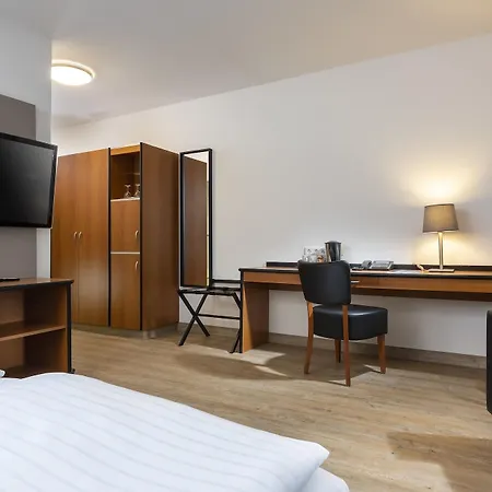 B&B Hotel Rastatt 3* ראסטאט