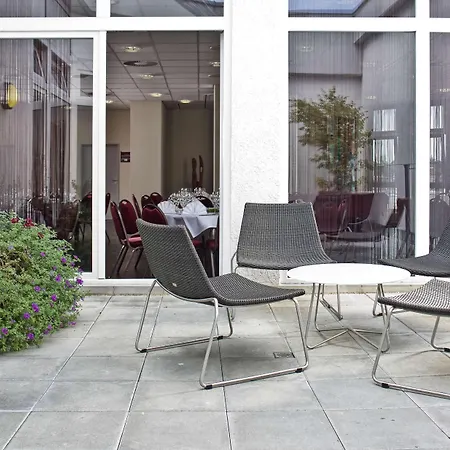 B&B Hotel Rastatt מלון ראסטאט