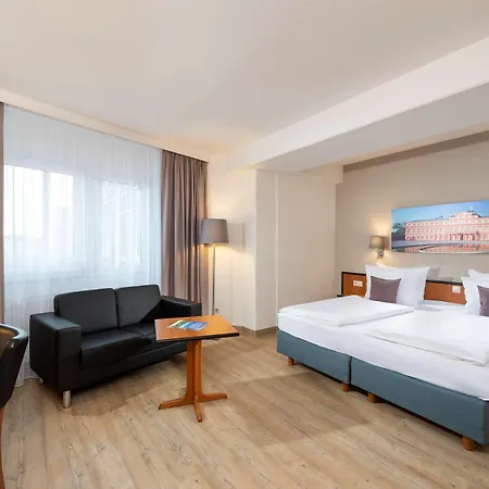 호텔 B&B Hotel Rastatt 3*