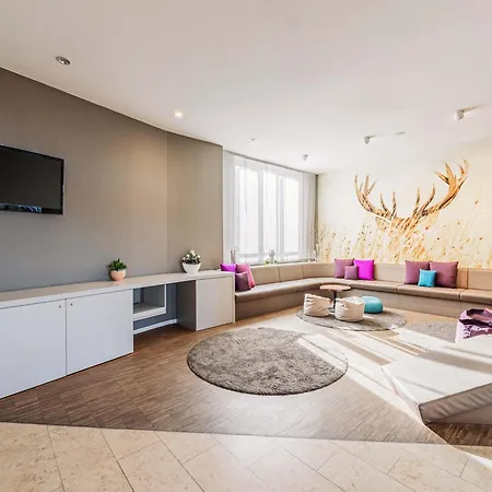 B&B Hotel Rastatt מלון ראסטאט