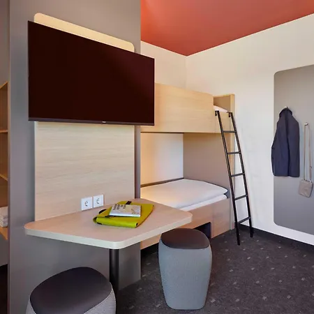 מלון B&B Hotel Rastatt